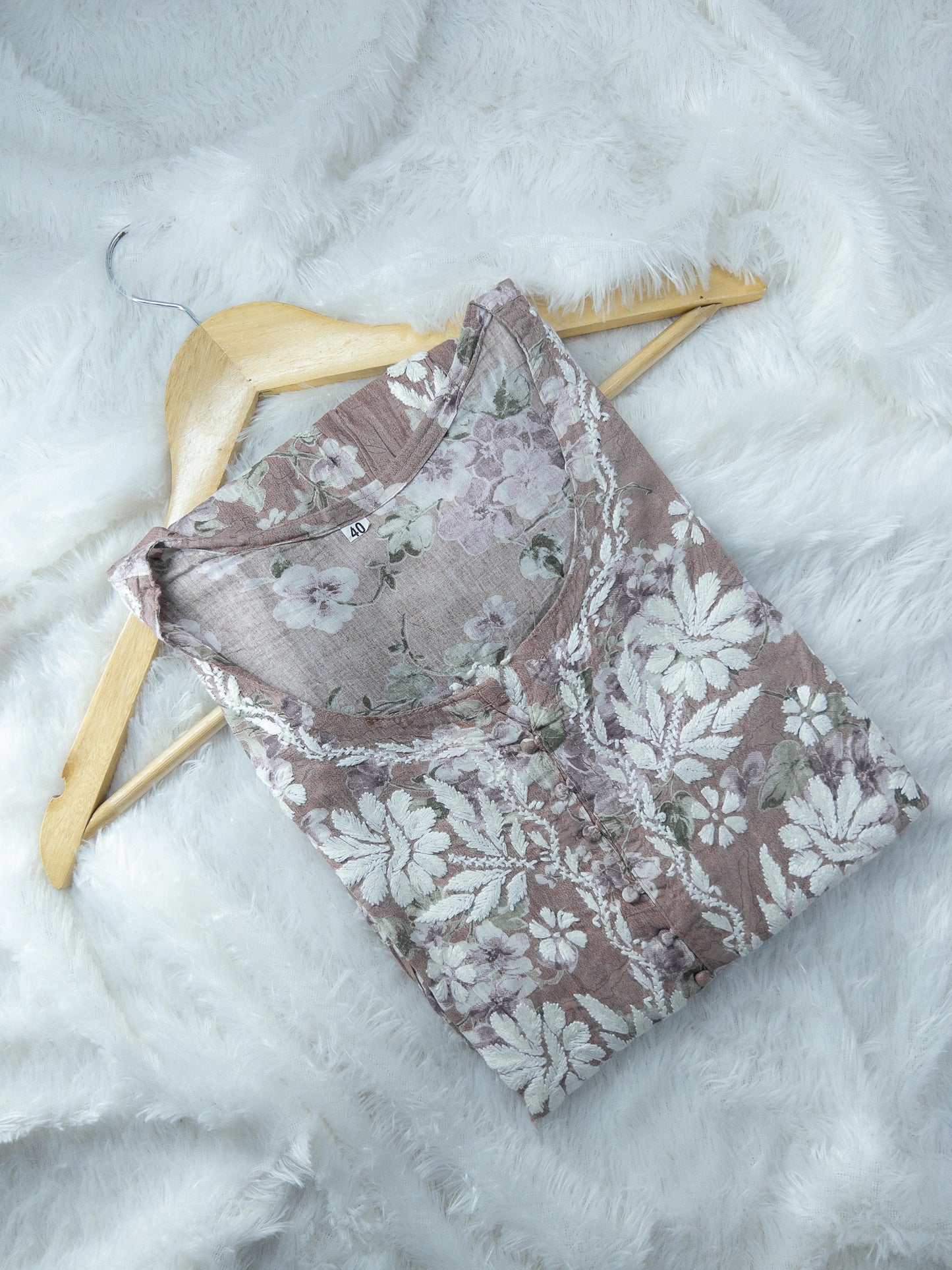 Mal Mal Lucknowi Chikankari Short Gown - SuratHausBerlin