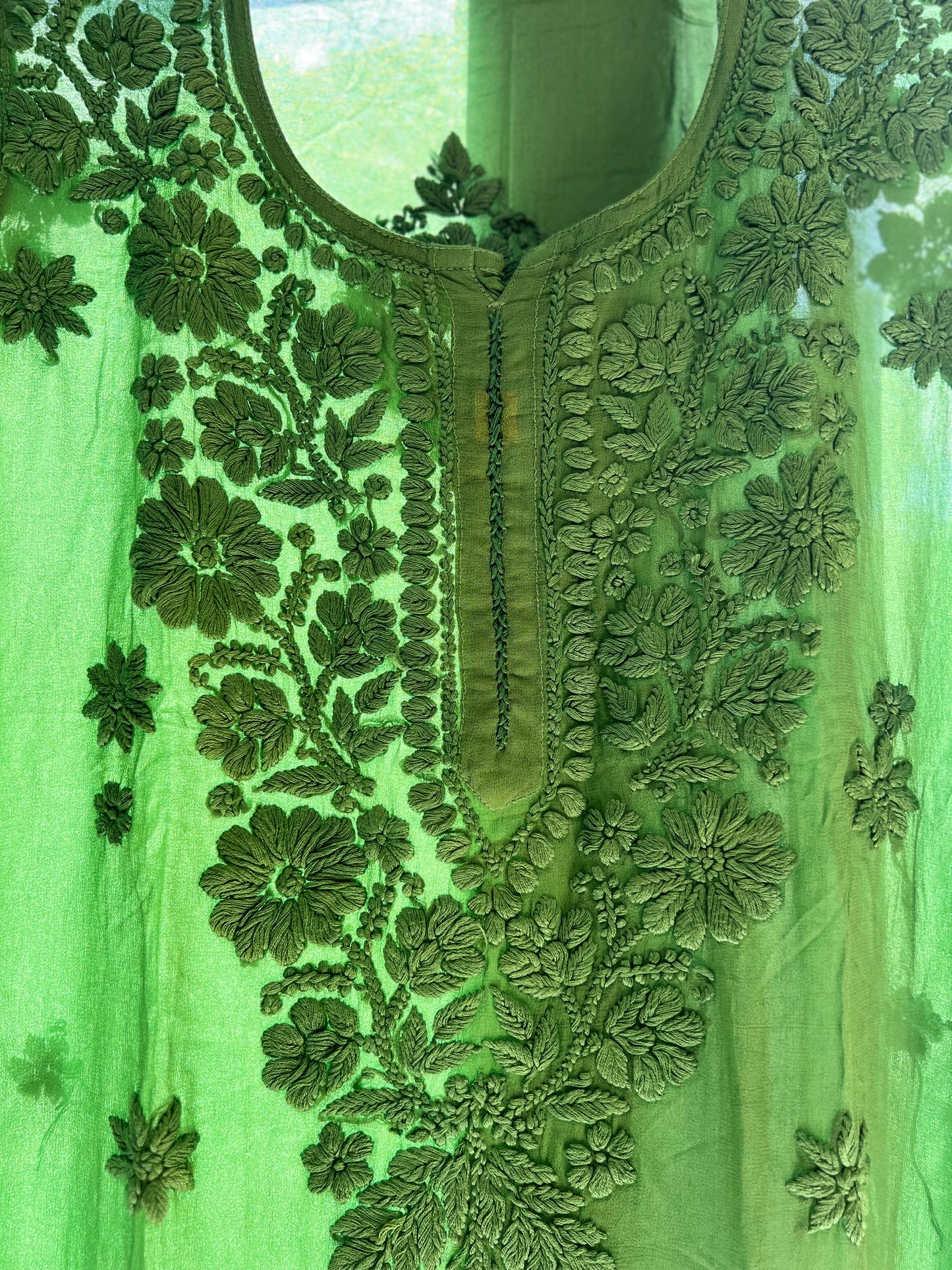Soft Green 3D Viscose Kurti with Handcrafted Lucknowi Embroidery - SuratHausBerlin