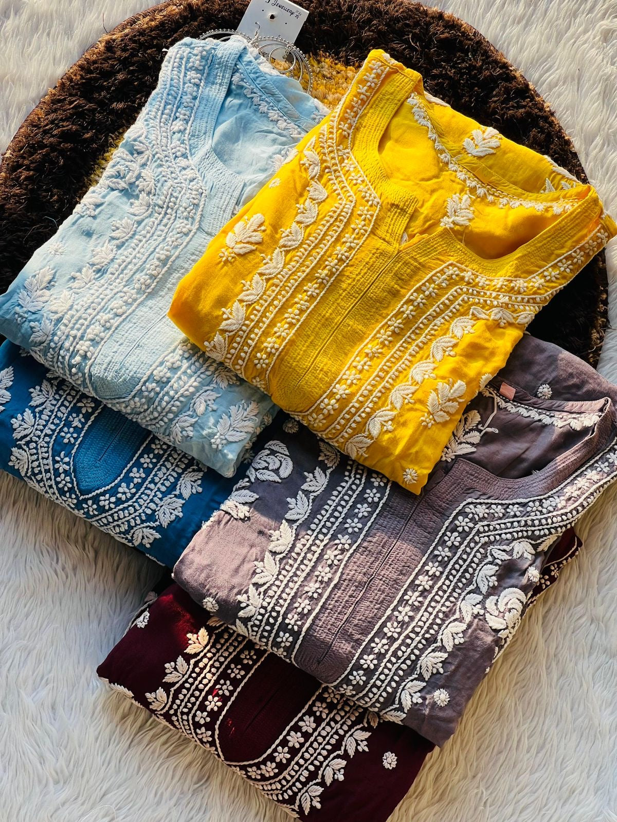 Pre Order : 3D muslin Lucknowi Chikankari - SuratHausBerlin