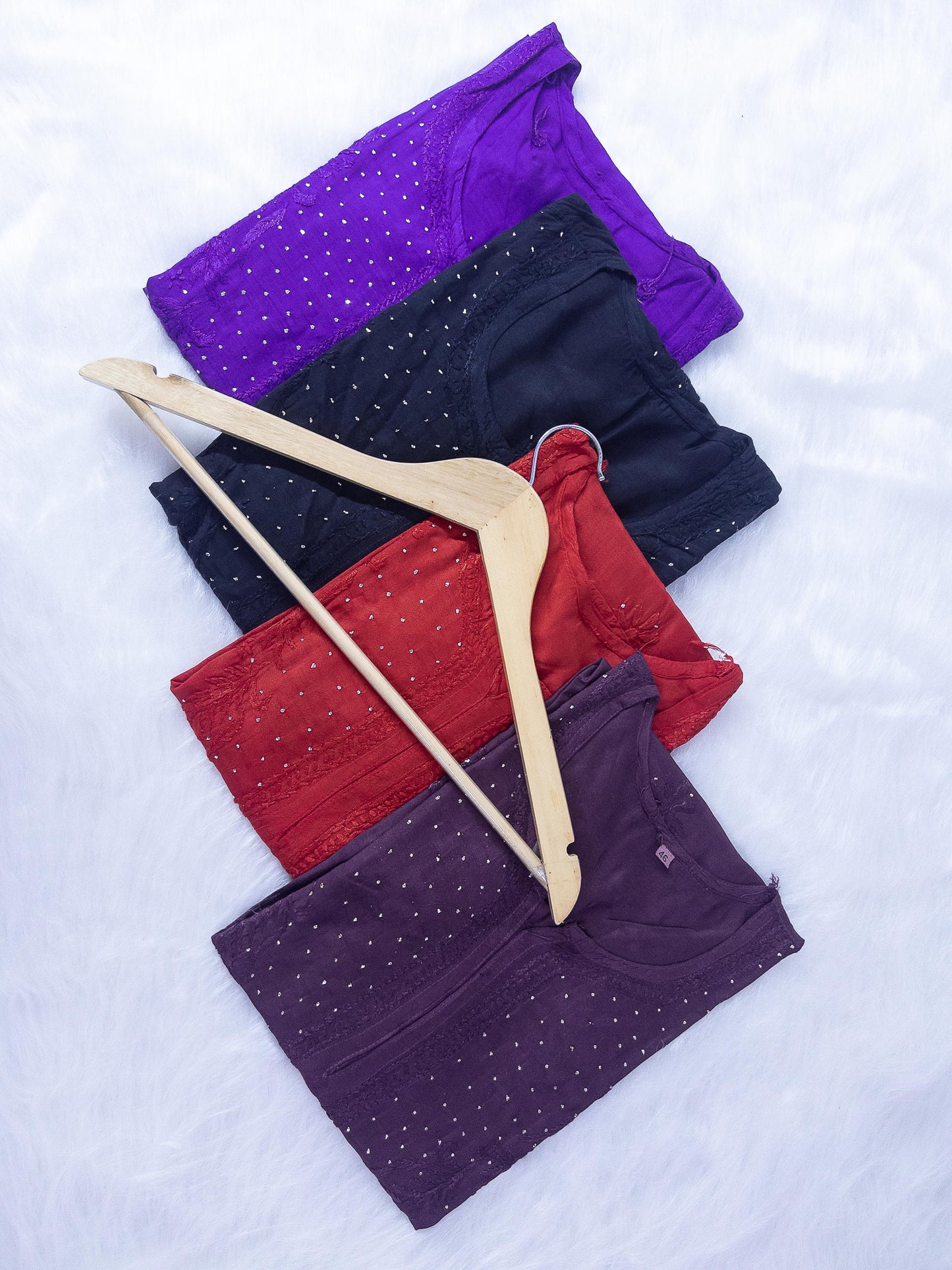 Chikankari Muslin Kurti with Mukesh Work - SuratHausBerlin