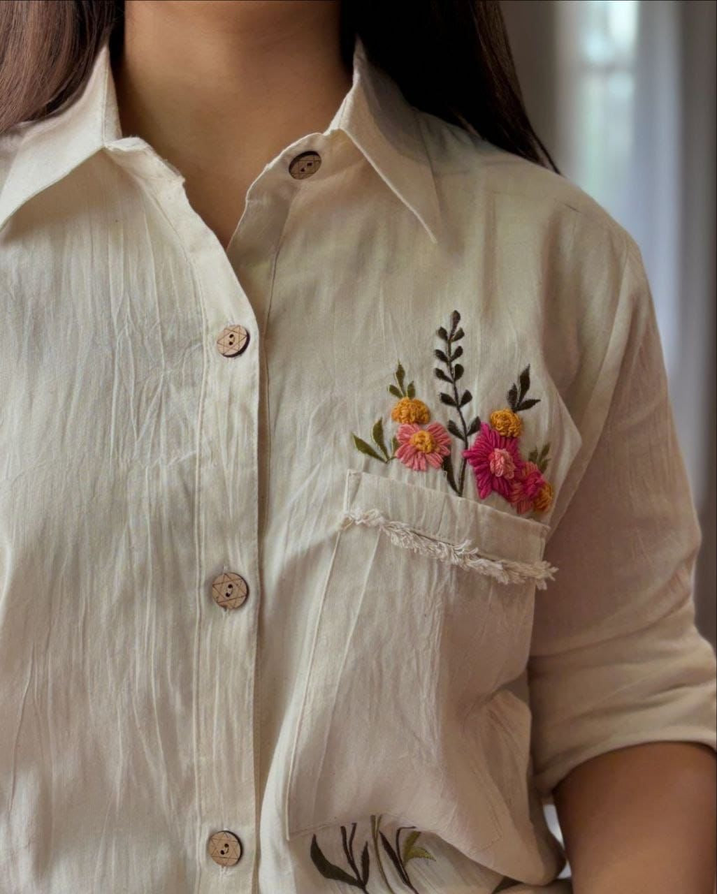 Pure khadi cotton with floral embroidery - SuratHausBerlin 