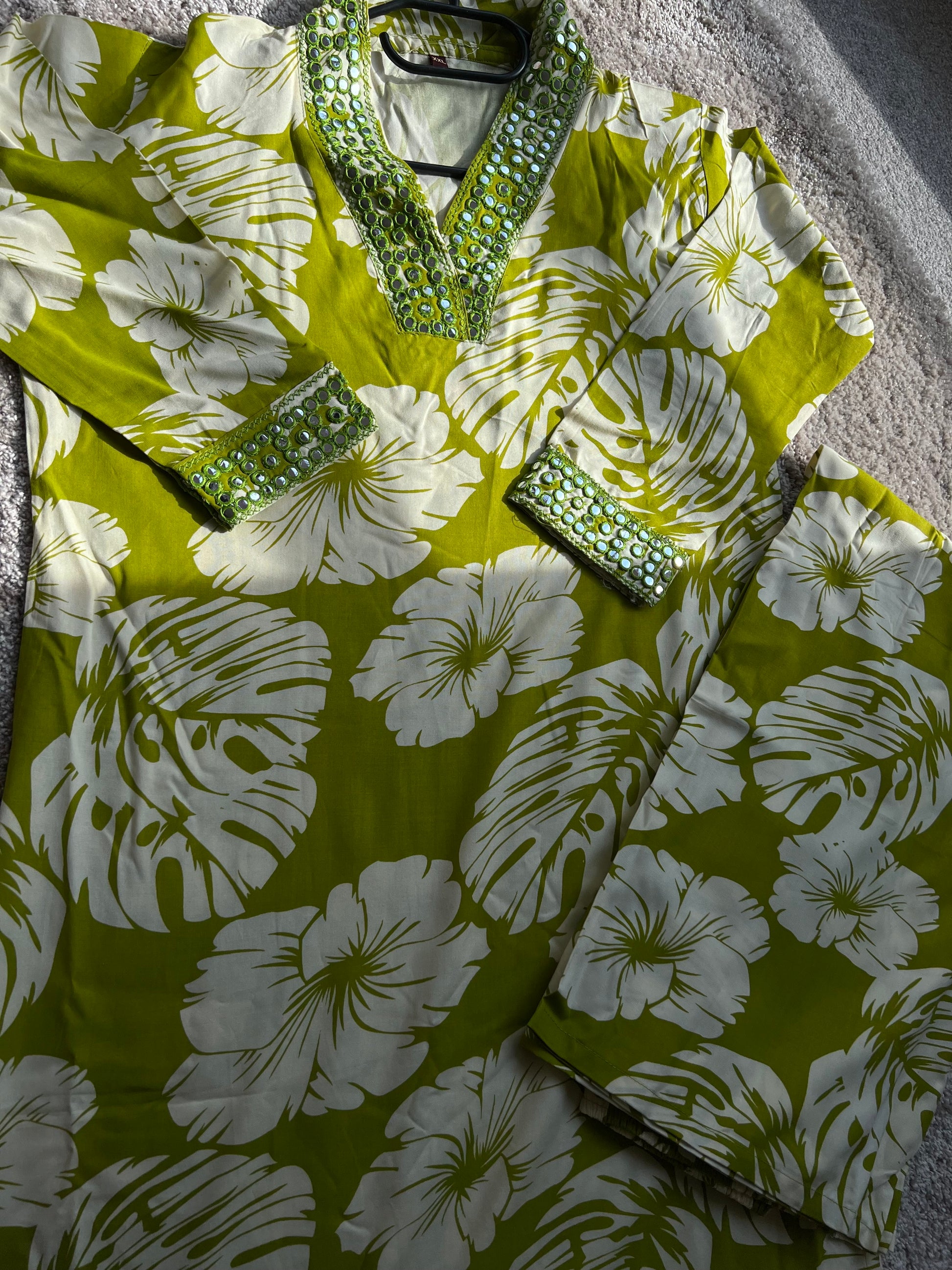 Heavy Rayon parrot Summer coord set - SuratHausBerlin 