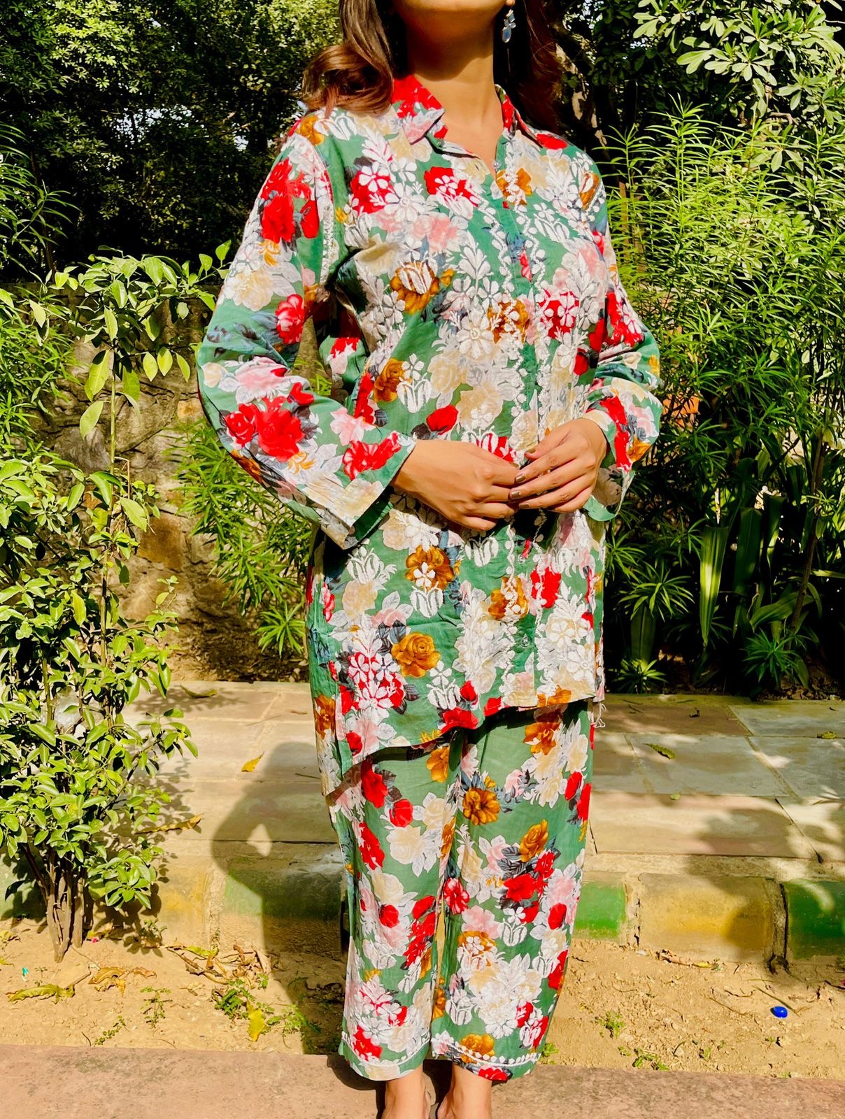 Floral Mul Mul Co-Ord Set -Lucknowi handwork - SuratHausBerlin 