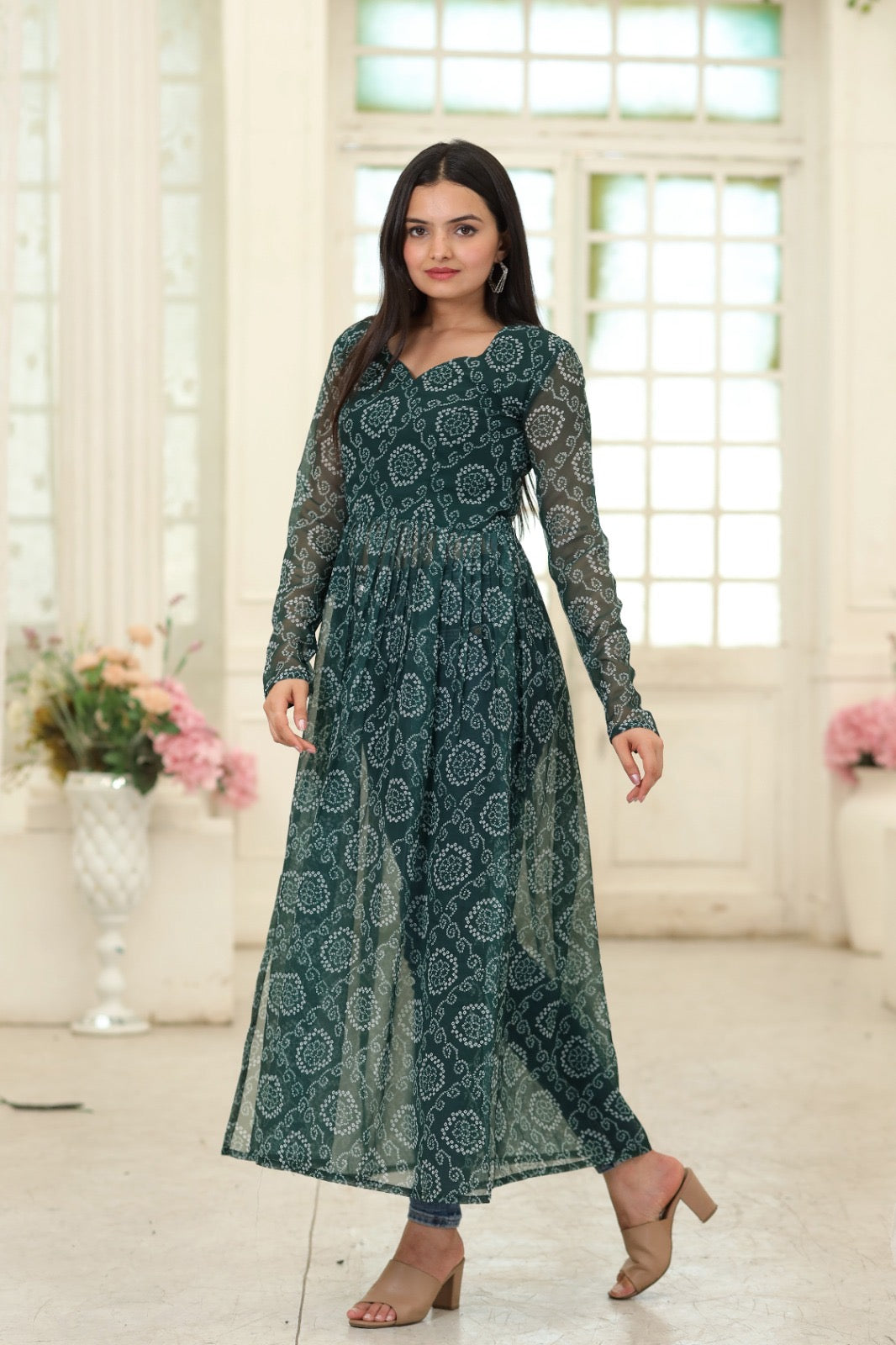 Premium Nayra Cut Summer Kurti - SuratHausBerlin 