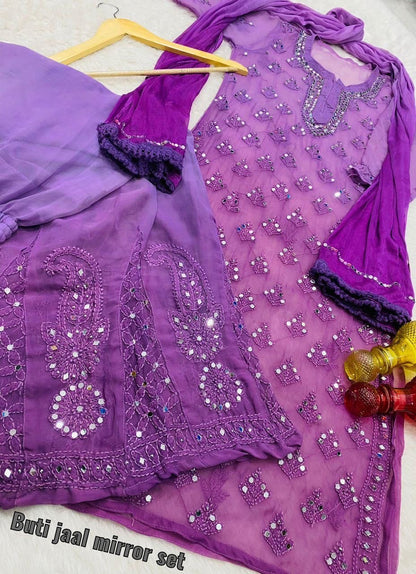Lucknawi Chikankari in Jaal mirror work