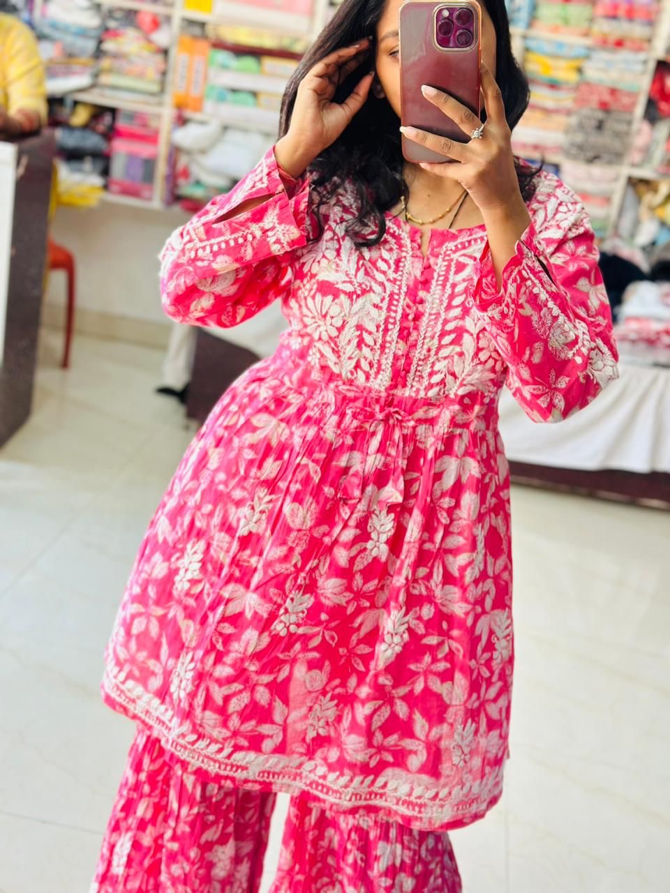 Floral Pink Mal Mal lucknowi Chikankari short Kurti Gharara Set - SuratHausBerlin 