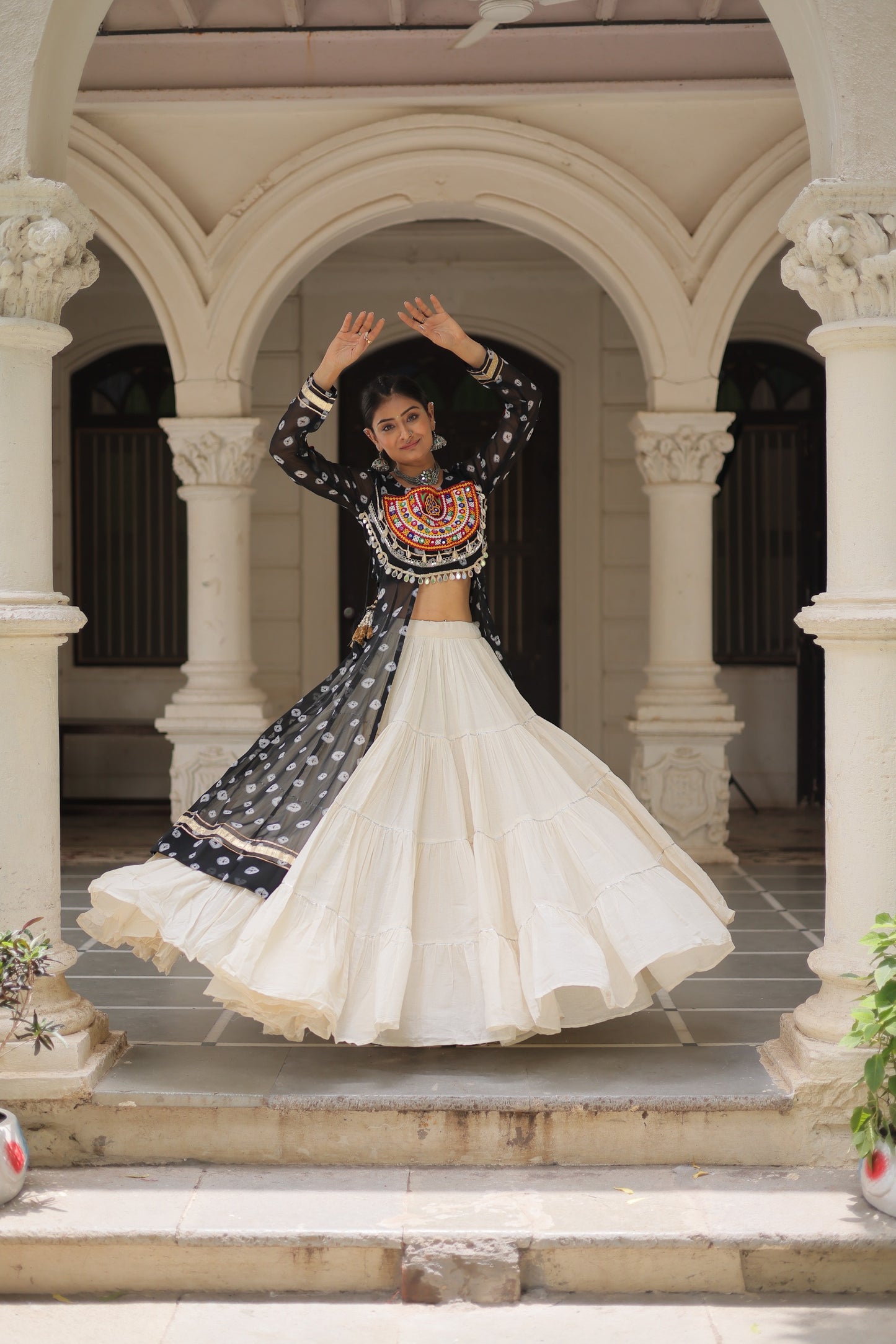 Bandhani Bliss: Lehenga + Kutchi Work Kurti - SuratHausBerlin 