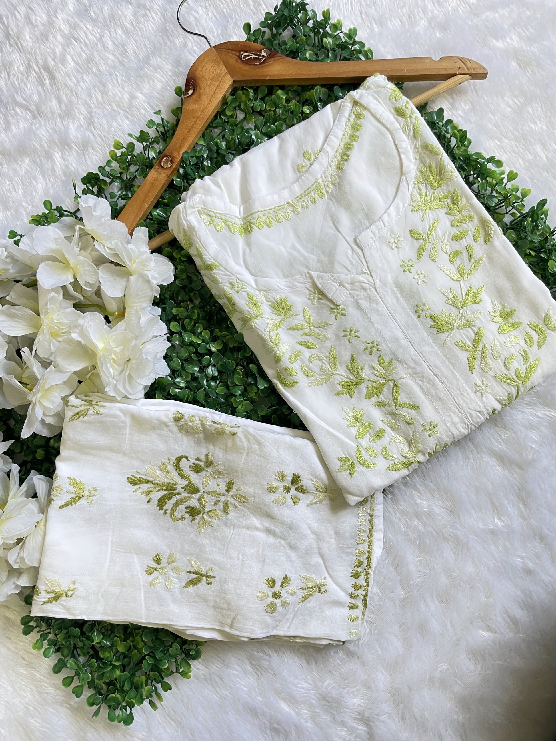 Rayon White Kurti Plazo set- pre order ! - SuratHausBerlin 