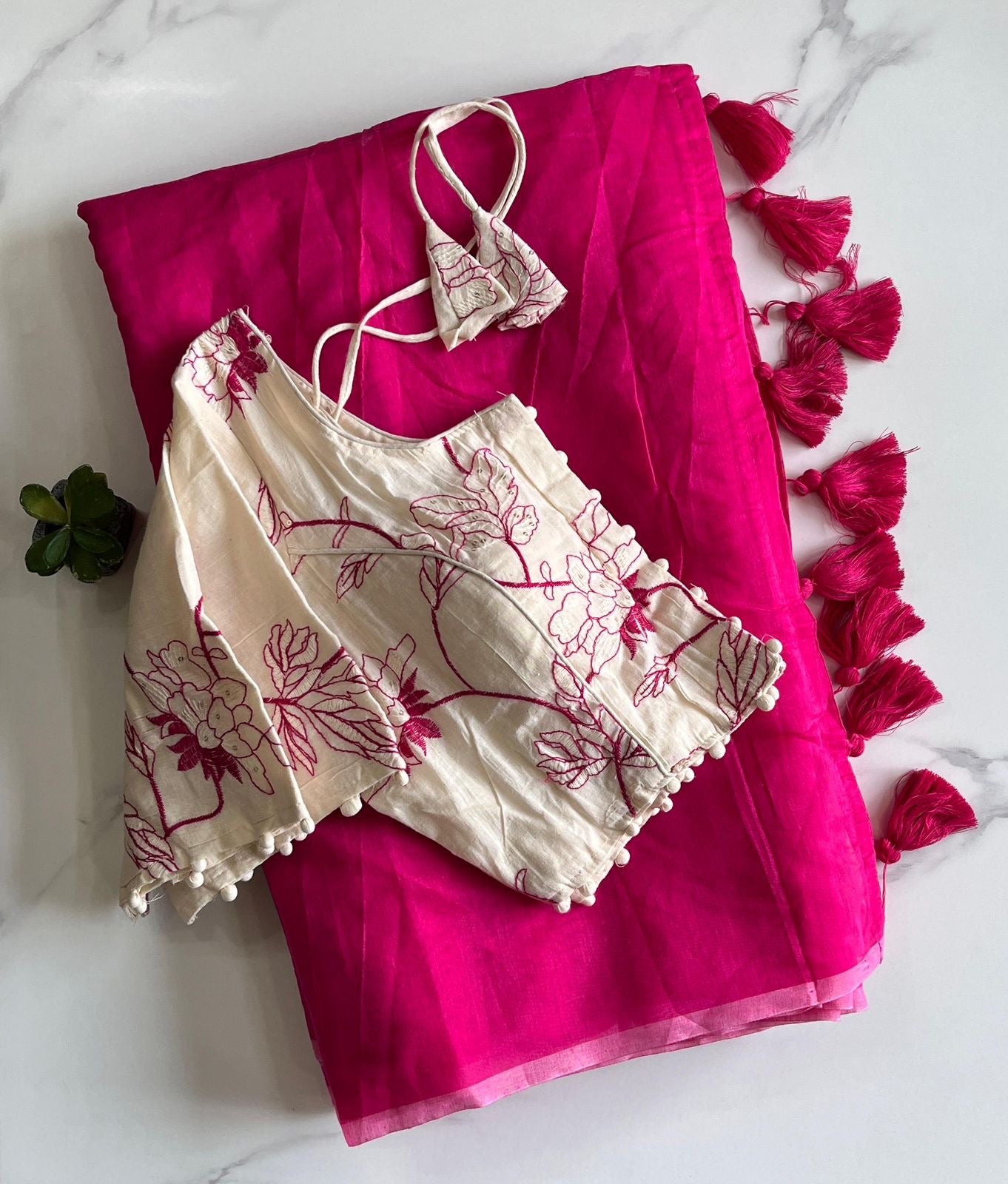 Khadi Saree with stitched Blouse - SuratHausBerlin 