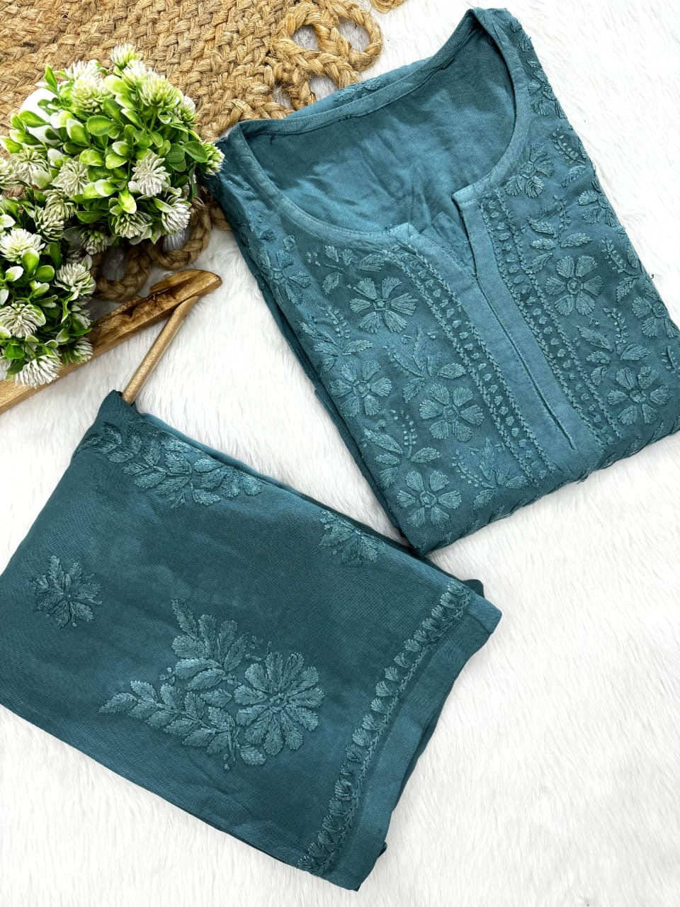 Premium Rayon Handmade Lucknowi Chikankari kurti Palazzo set