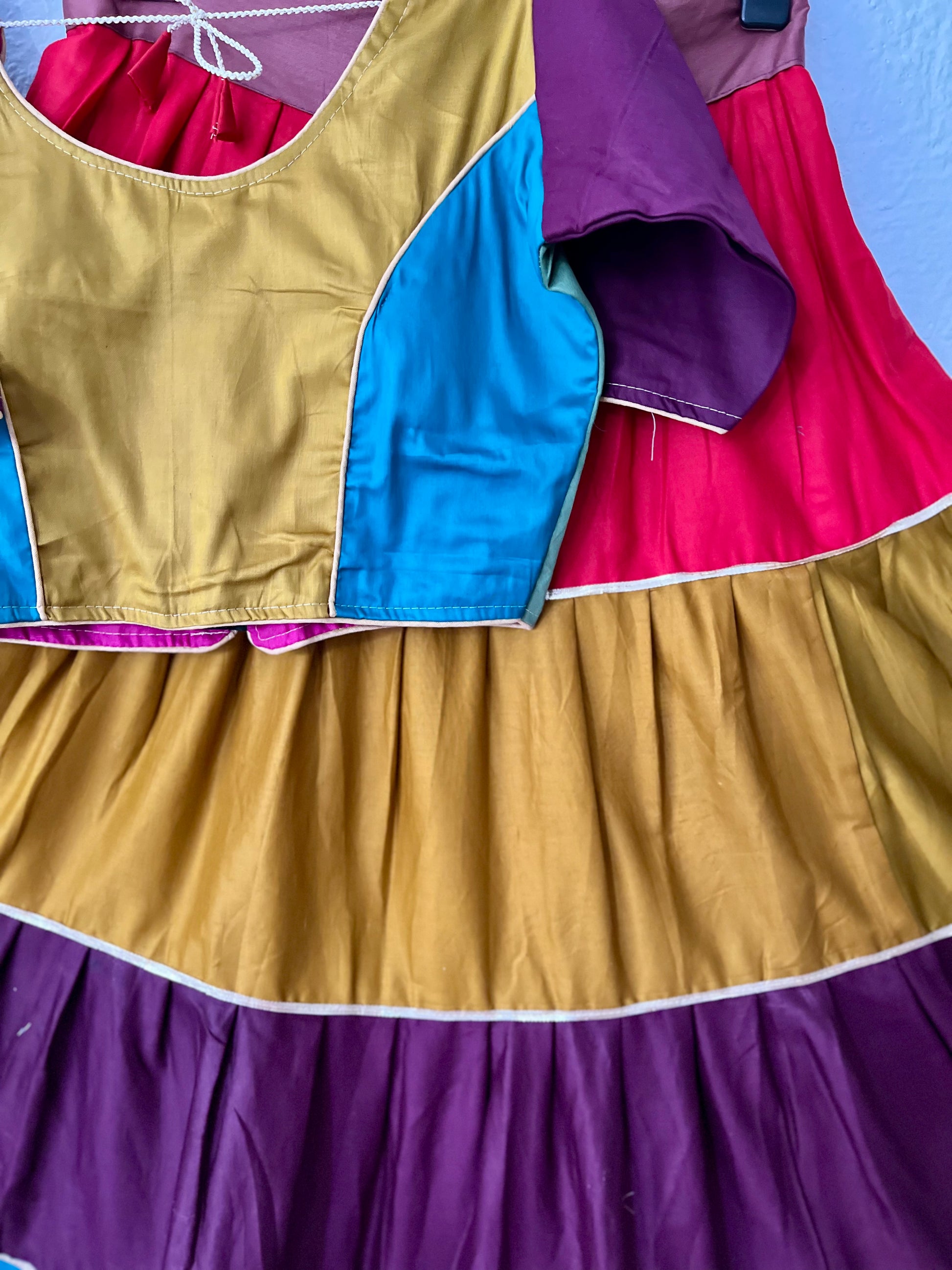 Multi color Chaniya Choli set - SuratHausBerlin 