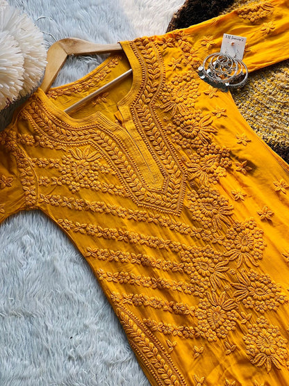 Buchen Sie Charming Tone to Tone Lucknowi Chikankari 3D Design