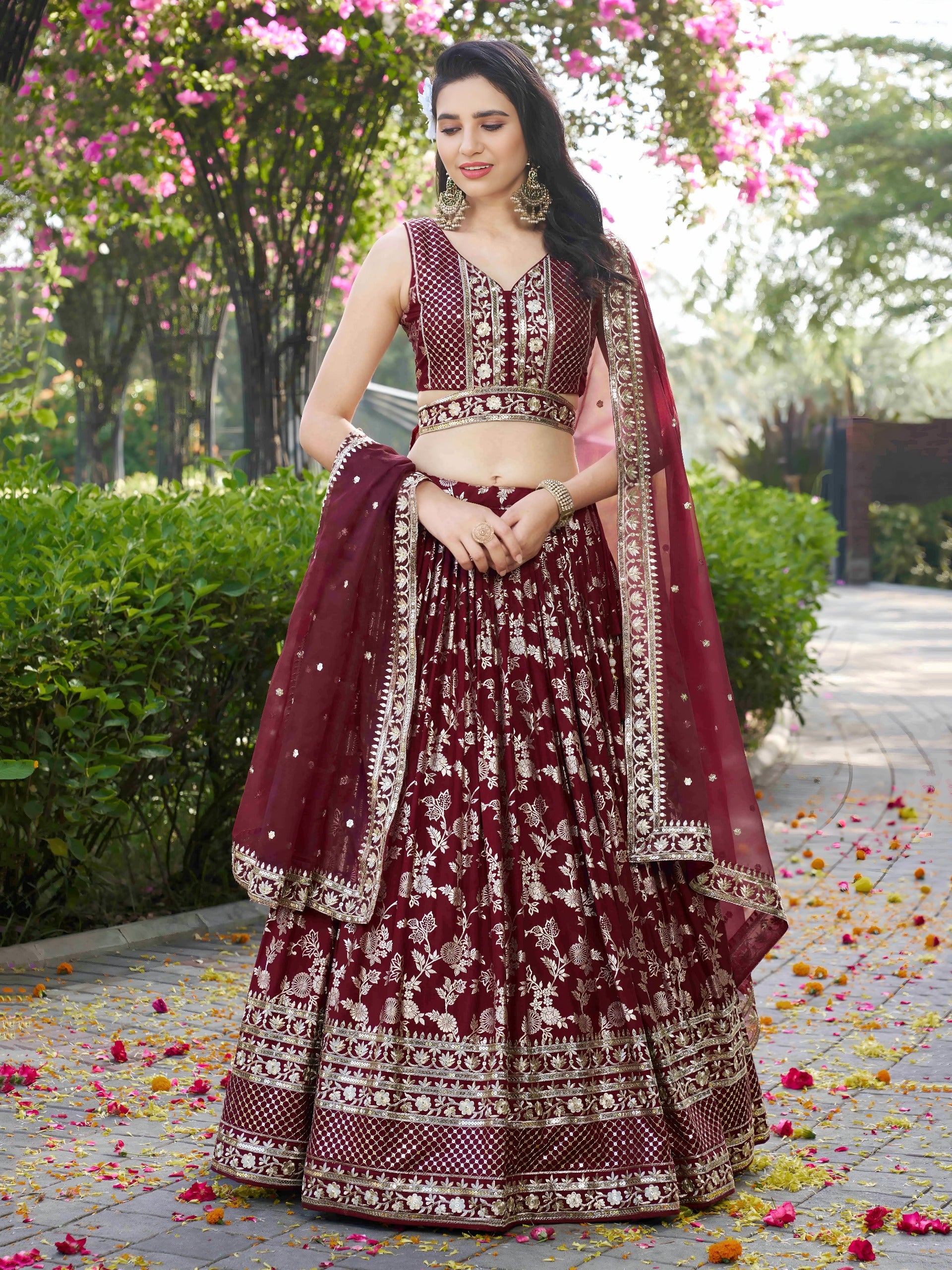 Festive Dola silk lehenga - SuratHausBerlin 